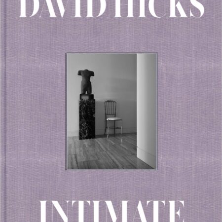 INTIMATE A WORLD OF PRIVATE INTERIORS (HB) 